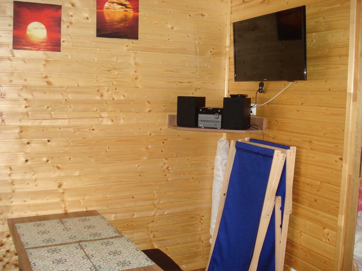 Osrodek Wypoczynkowy "Sloneczko" Villa Rusinowo  Ngoại thất bức ảnh